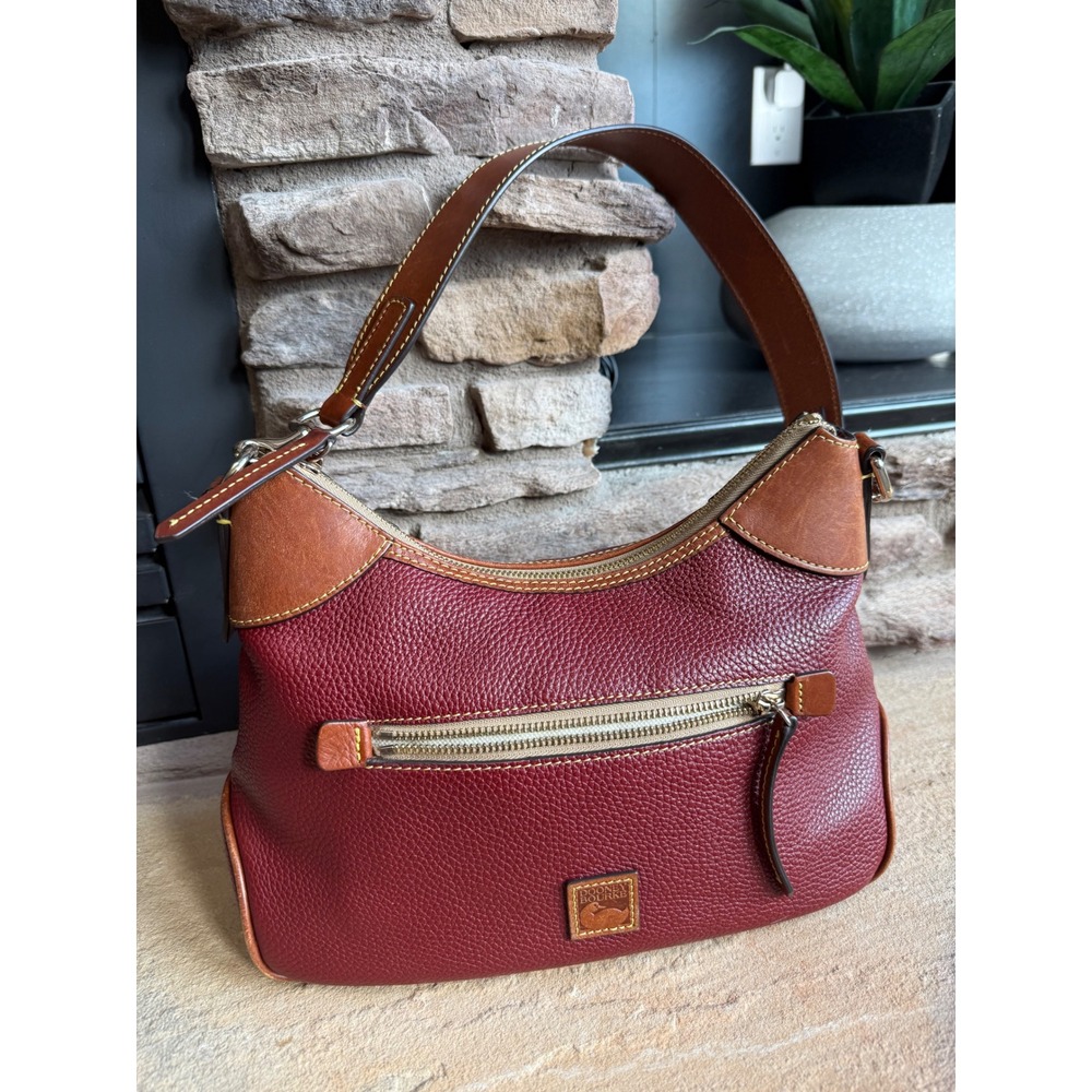 Dooney & Bourke Pebbled Leather Hobo Shoulder Bag Burgundy Tan Trim Classic
Chic